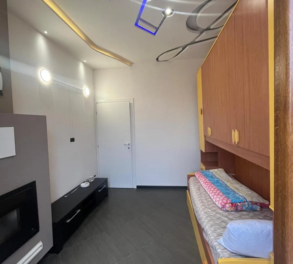 Rent House Hotel La Spezia 0*,